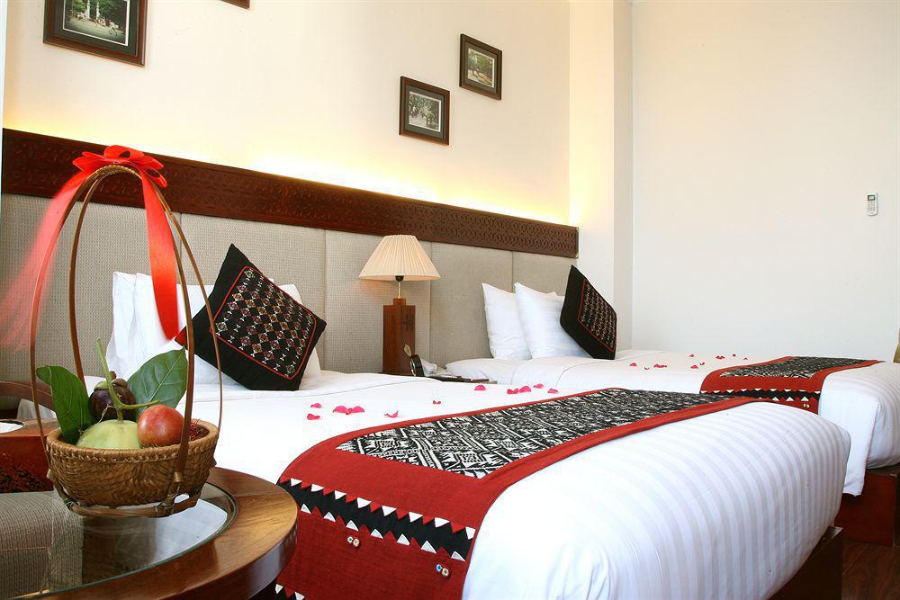 Hanoi E Central Luxury Hotel & Restaurant Exterior foto